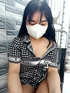 EnzxMoon02 online show from 04-20-26, 05:43