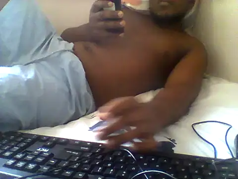 Snapshot of handsomeguy02 chatting on 05-21-26, 10:55 handsomeguy02 online show from 05-21-26, 10:55