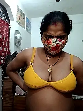 Snapshot of Angel_eyes00 chatting on 01-15-26, 04:33 Angel eyes00 online show from 01-15-26, 04:33