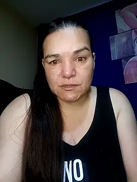 Snapshot of lee_hot chatting on 01-16-26, 11:14 lee hot online show from 01-16-26, 11:14