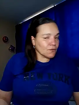 Snapshot of lee_hot chatting on 02-21-26, 09:05 lee hot online show from 02-21-26, 09:05