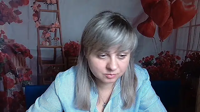 Snapshot of VeronicaSvitt chatting on 02-25-26, 01:21 VeronicaSvitt online show from 02-25-26, 01:21