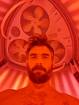 Snapshot of naughtynaturest36 chatting on 03-10-26, 03:50 naughtynaturest36 online show from 03-10-26, 03:50