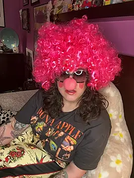 Snapshot of kitkathecartoonclown chatting on 01-18-26, 12:25 kitkathecartoonclown online show from 01-18-26, 12:25