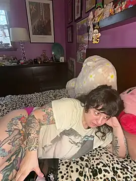 Snapshot of kitkathecartoonclown chatting on 02-19-26, 03:30 kitkathecartoonclown online show from 02-19-26, 03:30