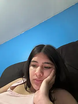 Snapshot of diosa_sofia19 chatting on 05-20-26, 03:40 diosa sofia19 online show from 05-20-26, 03:40