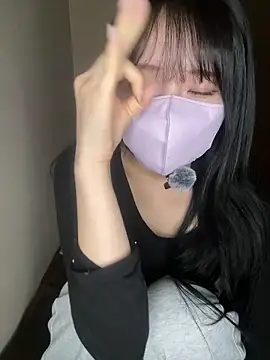 Snapshot of rin_15 chatting on 05-09-26, 10:37 rin 15 online show from 05-09-26, 10:37