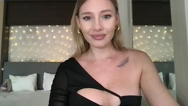 Stella muse online show from 02-20-26, 03:58