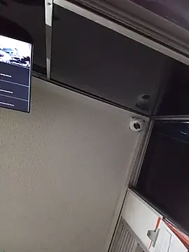 Snapshot of CrIs1dtian3 chatting on 01-18-26, 03:21 CrIs1dtian3 online show from 01-18-26, 03:21