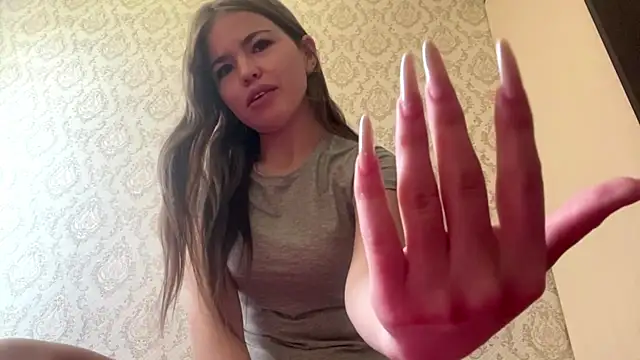 urBabyyyGirl online show from 04-23-26, 08:57