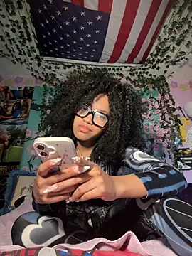 Snapshot of lifeoftt_19xx chatting on 02-18-26, 06:48 lifeoftt 19xx online show from 02-18-26, 06:48