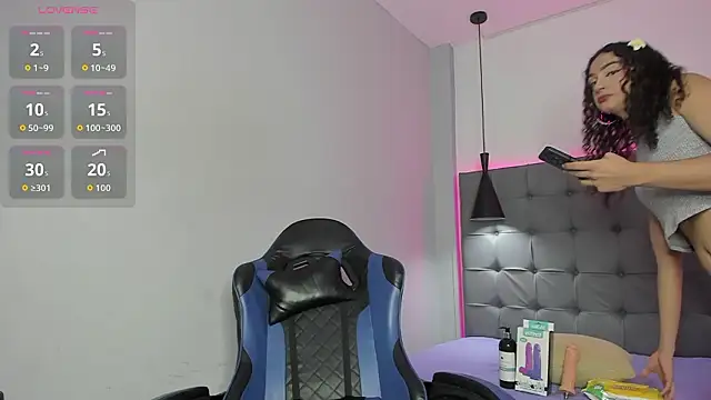 scarletcherry18 online show from 03-21-26, 08:19