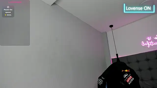 scarletcherry18 online show from 06-02-26, 04:58