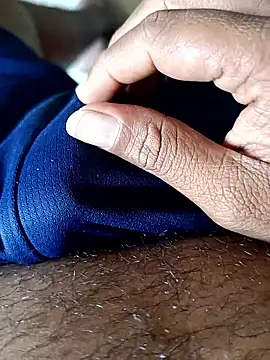 Snapshot of Harishtamil26 chatting on 03-02-26, 07:15 Harishtamil26 online show from 03-02-26, 07:15