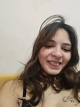 carazinho2128 online show from 06-24-26, 02:38