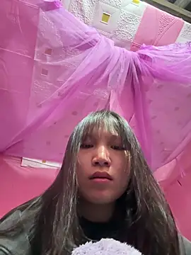 Snapshot of Charlotte-ee chatting on 02-05-26, 08:52 Charlotte-ee online show from 02-05-26, 08:52