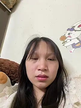 Snapshot of Charlotte-ee chatting on 03-02-26, 01:19 Charlotte-ee online show from 03-02-26, 01:19