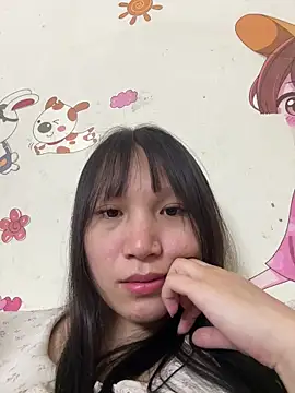 Snapshot of Charlotte-ee chatting on 03-12-26, 05:57 Charlotte-ee online show from 03-12-26, 05:57