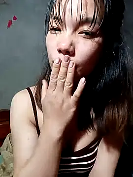 Snapshot of -Likin- chatting on 02-13-26, 01:40 -Likin- online show from 02-13-26, 01:40