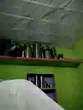 Snapshot of Cute_Pari9 chatting on 02-08-26, 03:15 Cute Pari9 online show from 02-08-26, 03:15