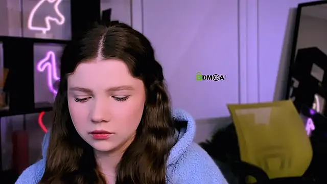 colla white online show from 01-19-26, 05:55