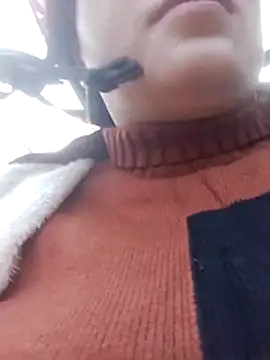 Snapshot of LingLing002 chatting on 01-13-26, 01:00 LingLing002 online show from 01-13-26, 01:00