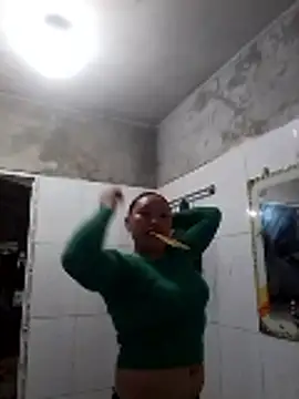 Snapshot of LingLing002 chatting on 02-01-26, 11:25 LingLing002 online show from 02-01-26, 11:25