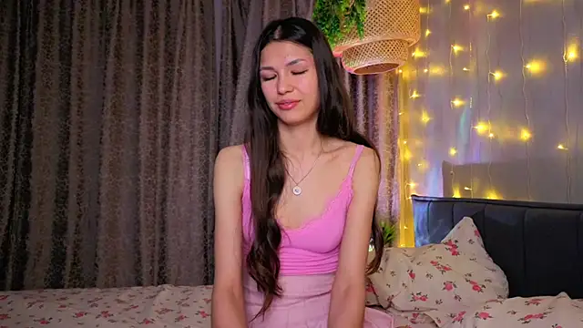 NeliaBermea online show from 04-16-26, 09:39