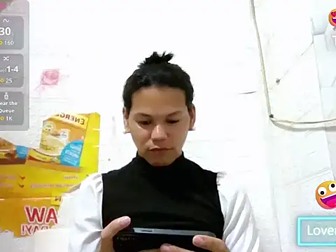 HugeAgatha online show from 05-20-26, 02:12