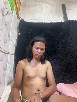 HugeAgatha online show from 06-15-26, 02:47