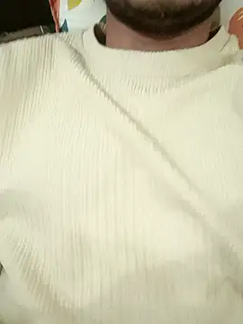 Snapshot of Ramanroy1512 chatting on 01-12-26, 05:07 Ramanroy1512 online show from 01-12-26, 05:07