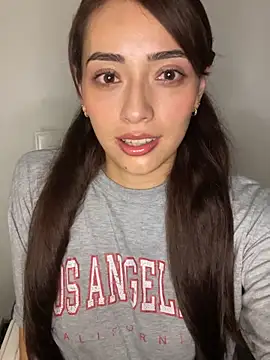 Snapshot of anny_bianchy chatting on 02-11-26, 05:34 anny bianchy online show from 02-11-26, 05:34