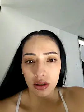 Snapshot of anny_bianchy chatting on 02-27-26, 02:17 anny bianchy online show from 02-27-26, 02:17