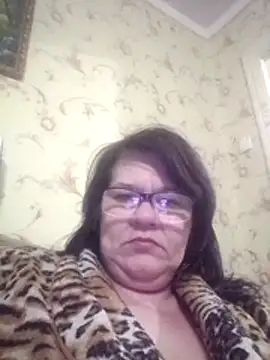 NysiOlsen online show from 04-12-26, 06:46