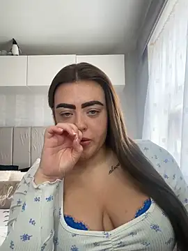 Princess-ivyxoxo online show from 06-05-26, 12:00
