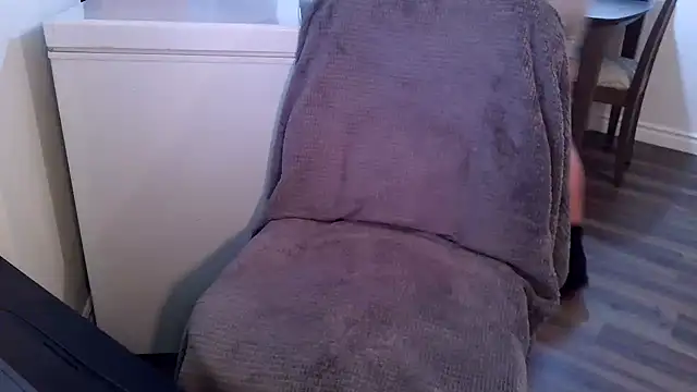 Snapshot of Greyd333 chatting on 06-03-26, 11:10 Greyd333 online show from 06-03-26, 11:10