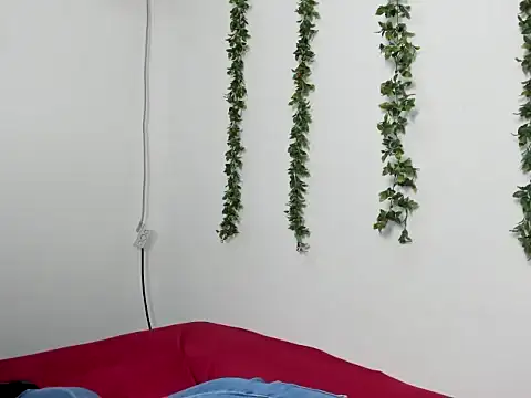 Snapshot of Marxi_69hot chatting on 01-13-26, 12:49 Marxi 69hot online show from 01-13-26, 12:49