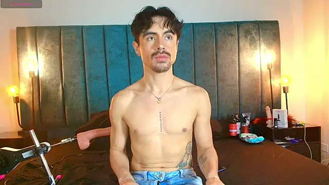 Ethan Briggs  online show from 03-28-26, 03:50