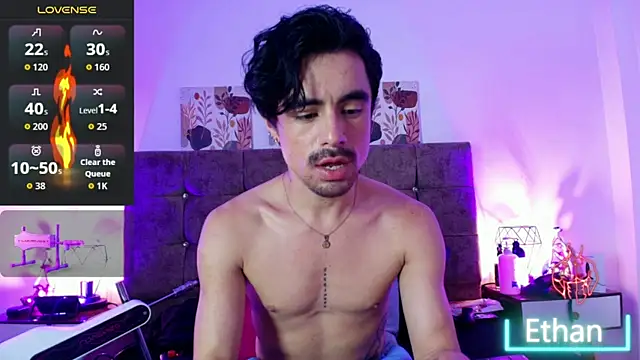 Ethan Briggs  online show from 06-04-26, 03:45