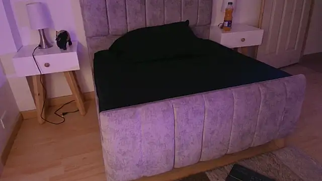 Lucy Carson  online show from 03-30-26, 03:51