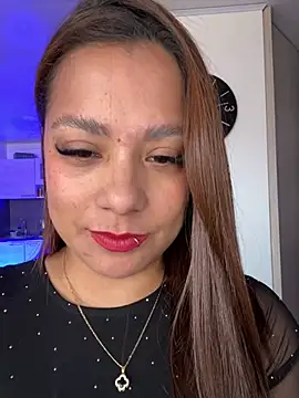 Pretty  Milf online show from 03-24-26, 01:05