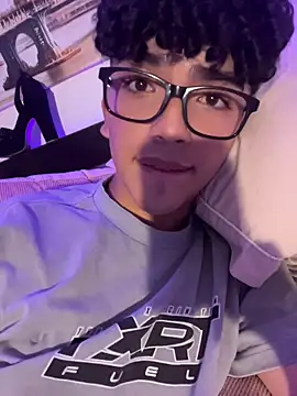 Snapshot of Nick_Twink chatting on 02-03-26, 02:53 Nick Twink online show from 02-03-26, 02:53