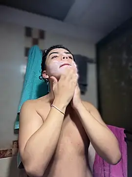 Snapshot of Nick_Twink chatting on 02-11-26, 11:32 Nick Twink online show from 02-11-26, 11:32