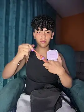 Snapshot of Nick_Twink chatting on 02-14-26, 04:42 Nick Twink online show from 02-14-26, 04:42