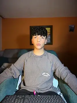 Snapshot of Nick_Twink chatting on 02-27-26, 04:12 Nick Twink online show from 02-27-26, 04:12