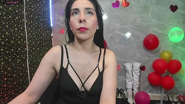 adellelennoxx online show from 02-18-26, 08:43