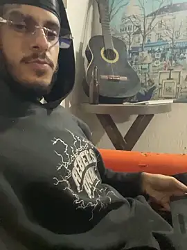 liyamjunior online show from 02-21-26, 06:14