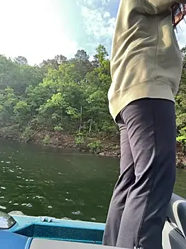 tastemecaroline online show from 04-16-26, 01:34