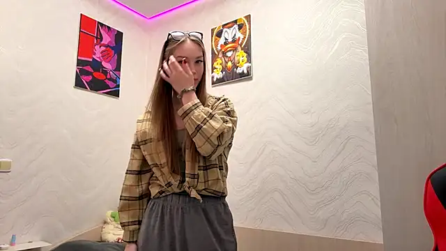 Snapshot of LaurynKand chatting on 01-15-26, 06:07 LaurynKand online show from 01-15-26, 06:07