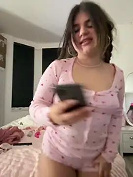 Snapshot of LilaMason chatting on 01-16-26, 10:03 LilaMason online show from 01-16-26, 10:03